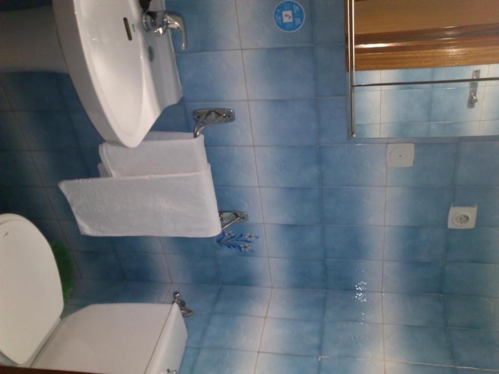 Hostal Olga Μαδρίτη Δωμάτιο φωτογραφία