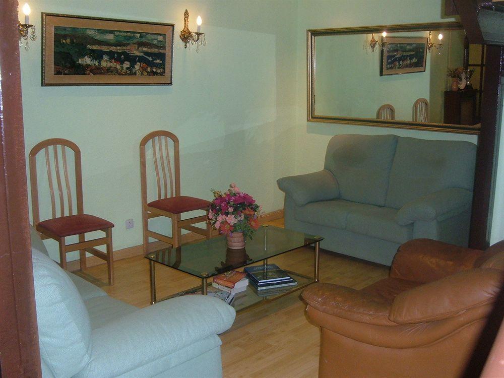 Hostal Olga Μαδρίτη Εξωτερικό φωτογραφία